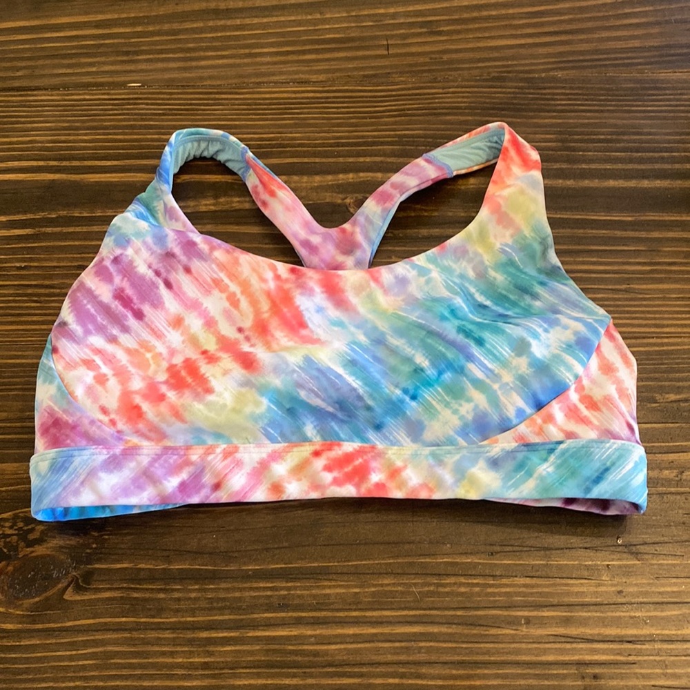 Athleta Tie Dye Sports Bra in Women’s size medium